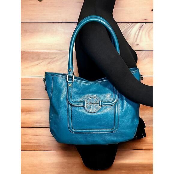 Tory Burch Amanda Classic Handle Hobo Bag - Picture 8 of 14